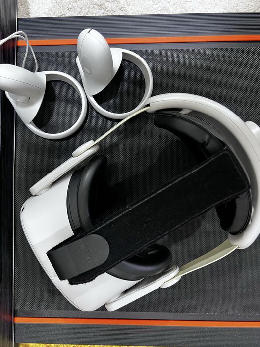 Oculus meta qwest 2 Шлем вертуальной реальности