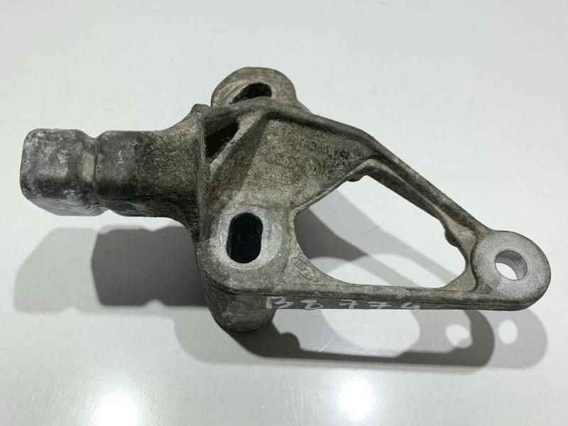 Suport / tampon antibalans Audi A4 8K2, B8 8K0199343C 2.0 tdi; 2.0 tdi