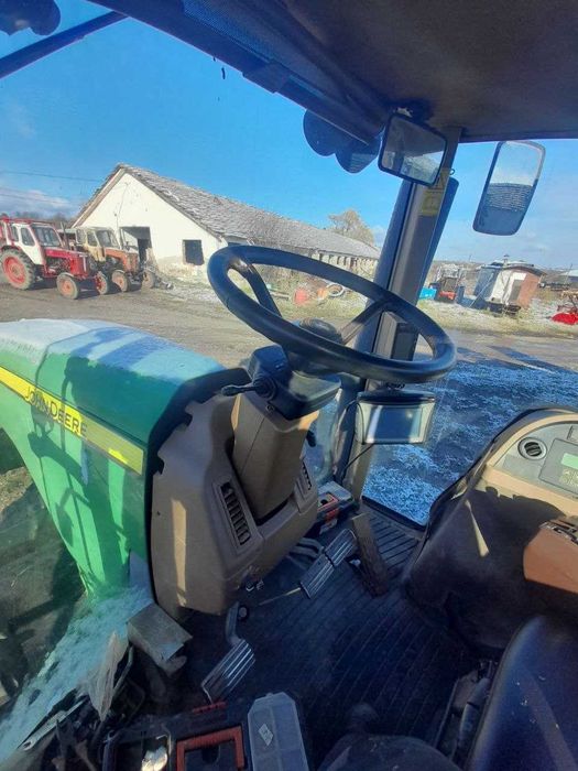 Трактор John-Deere 8430