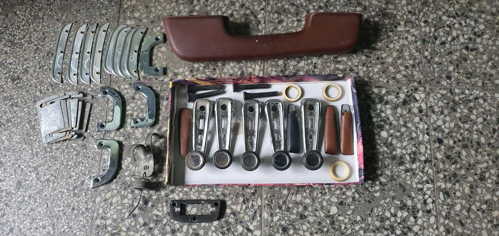 Мерцедес W115 - части от интериора, Мерцедес W123 - лайстни/огледало