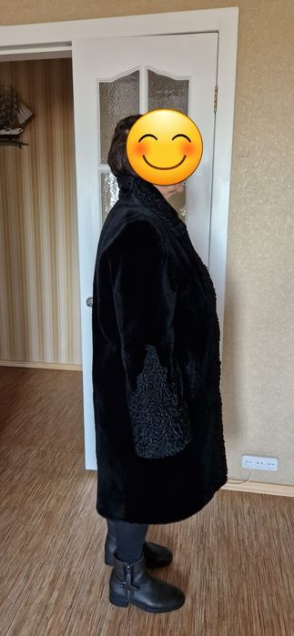 Продам женскую шубу