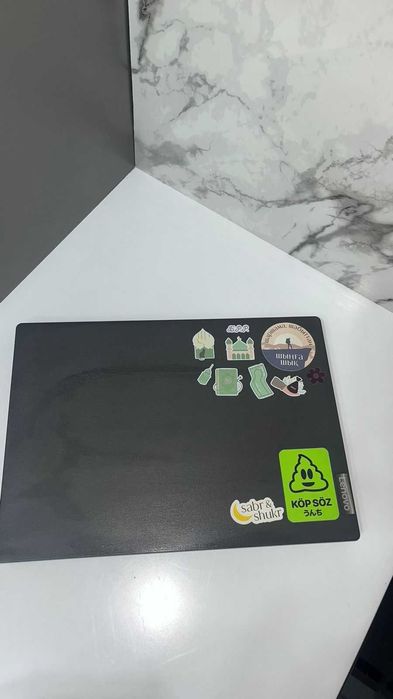 Ноутбук Lenovo  LAPTOP-3B4IG66J
