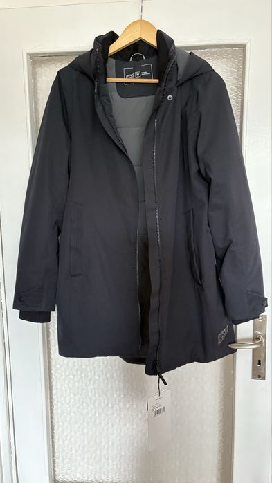 Парка/зимно яке Pyua ново с етикет