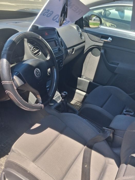 INCHIRIEZ golf 5 plus 1.9diesel
