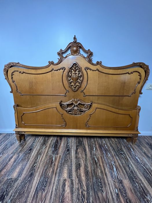 Pat - tablii lemn masiv plus comode