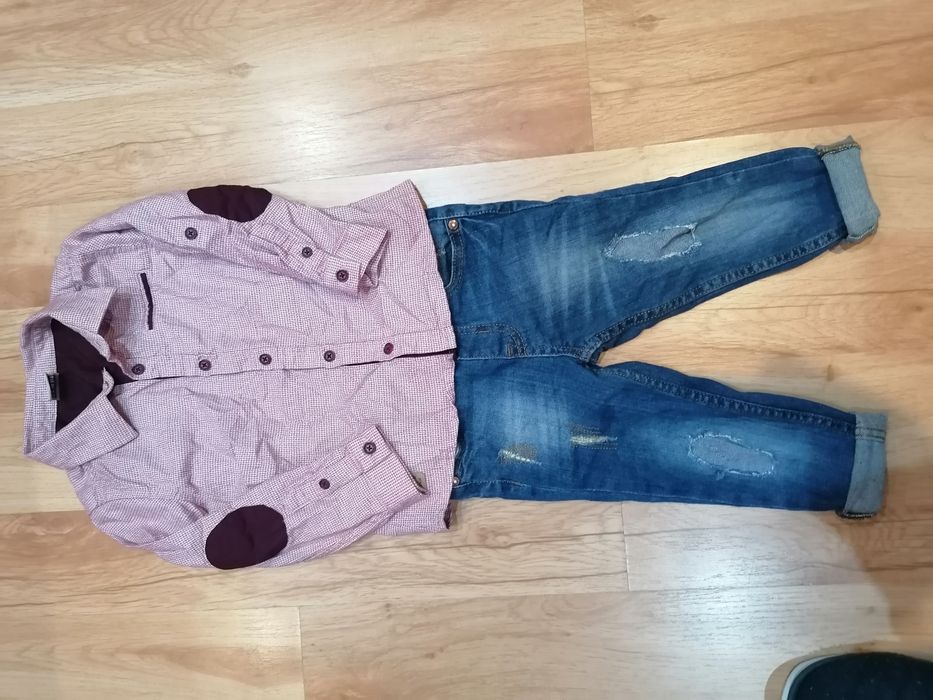 Детски дънки и риза