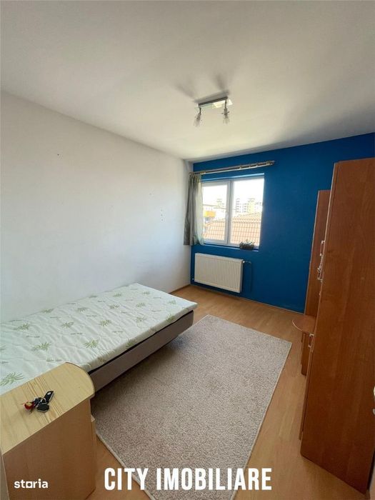Pret excelent! Apartament 3 camere, 64 mp + balcon, mobilat, Buna Ziua