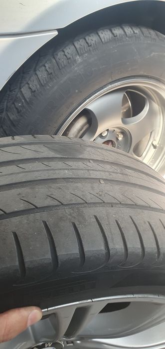 Pirelli Powergy Vara 245 40 r18