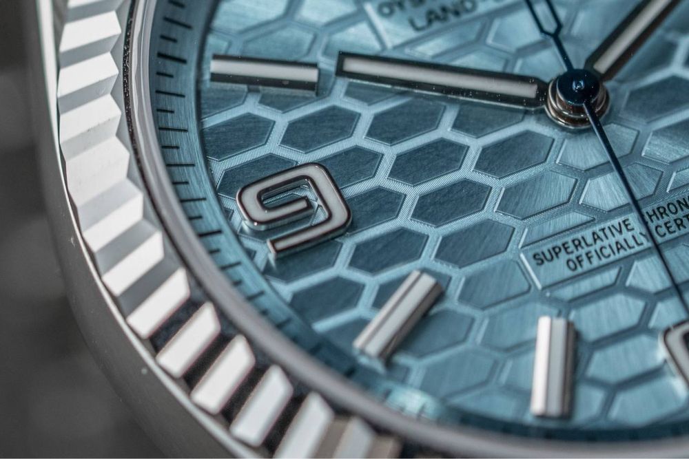 Часовник Rolex Land-Dweller