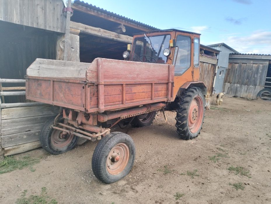 Продам Т-16 на ходу.