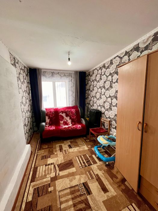 Продам 2 комн.дом в поселке Мирный