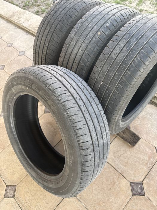 Bridgestone Dueler 225/60 R18