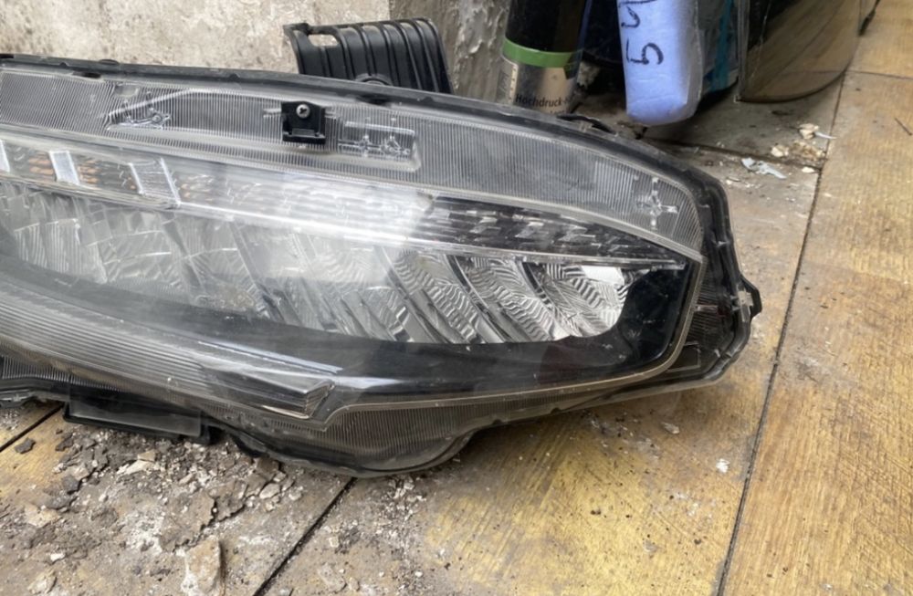 Far Honda Civic 10 XX 2016 - 2019 far dreapta led
