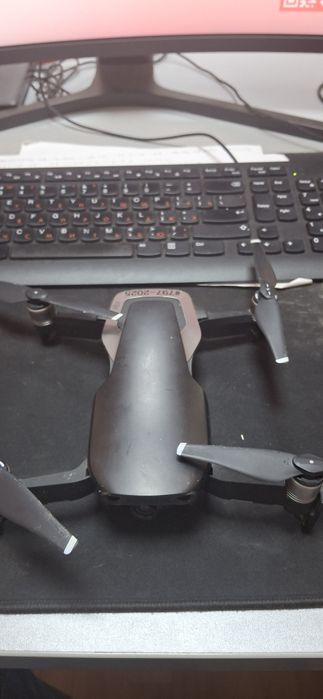 Продам дрон DJI Mavic Air