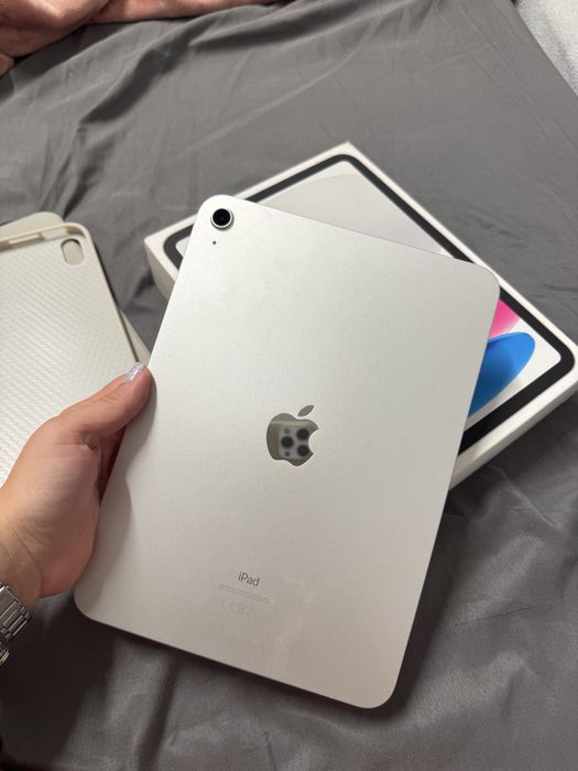 Ipad 10 th generation 64 gb
