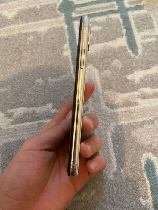 надо айфон 11 состаяние в идеале