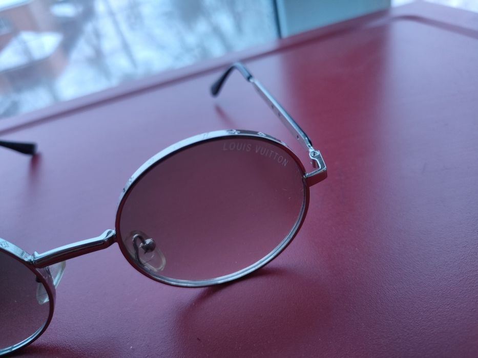 Продам женский очки брендовые