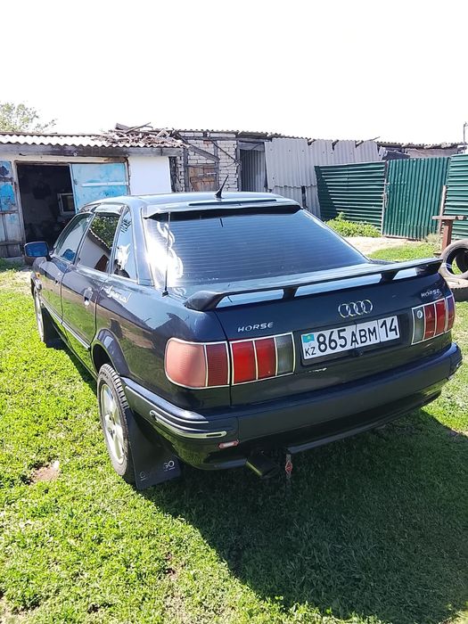 Продам Ауди 80 б4