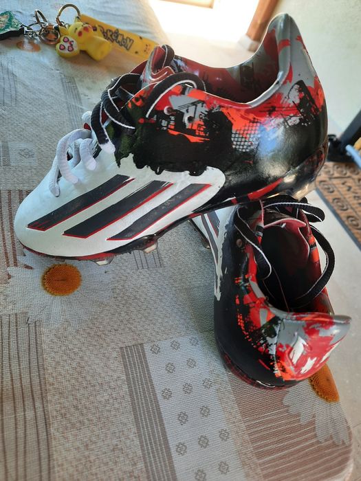 Бутони  adidas 28 номер