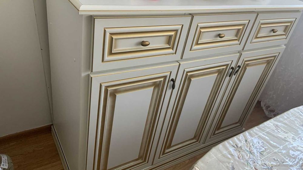 Комод, белый цвет