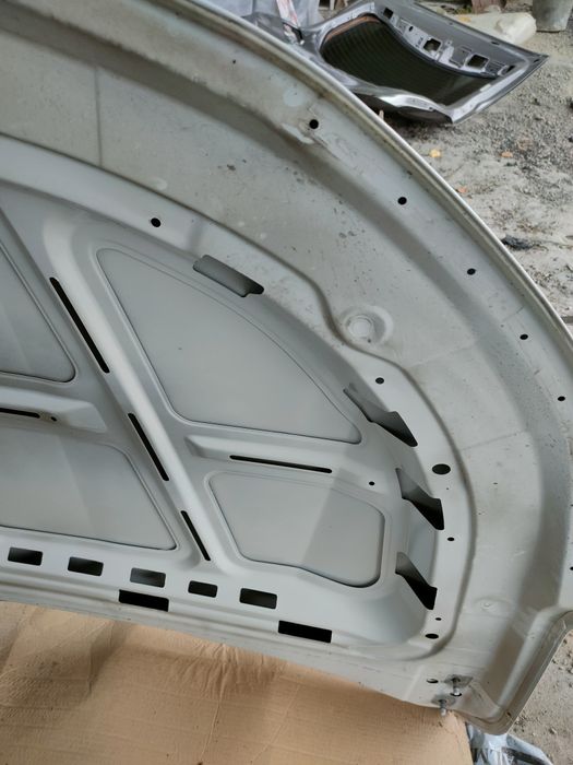 Продам капот на Шевроле Оникс