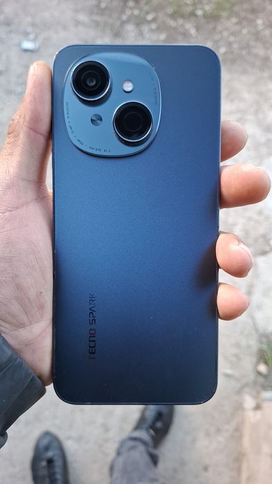 Продам телефон Tecno