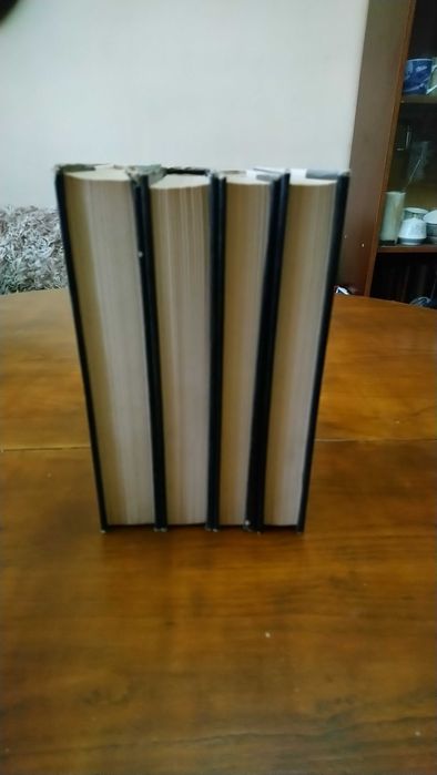 Избрани творби на Гюстав Флобер в 4 тома.