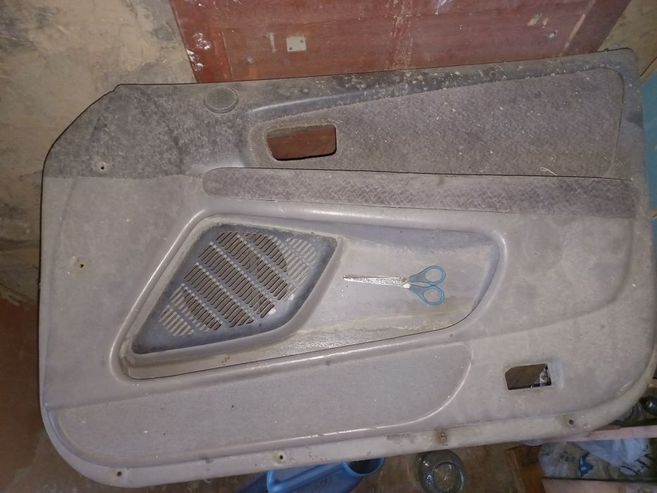 Продам дверные карты от тойота Марк || в сотом кузове