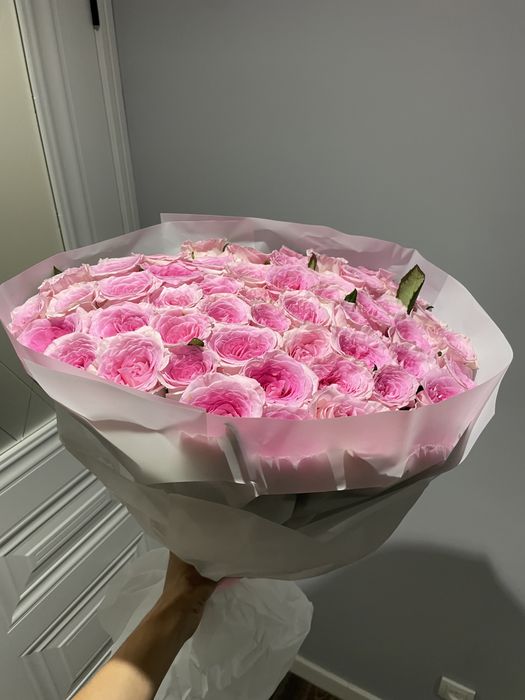 Розы розовые 51 штук