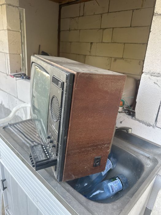 Tv din anii 80/90 sirius 208  antichitatii