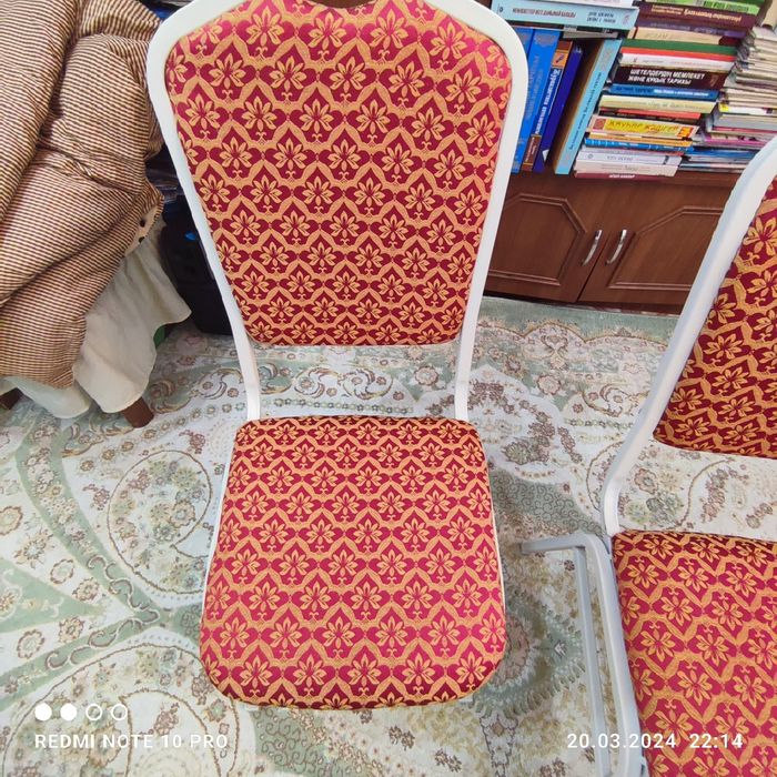 Стулья в отличном