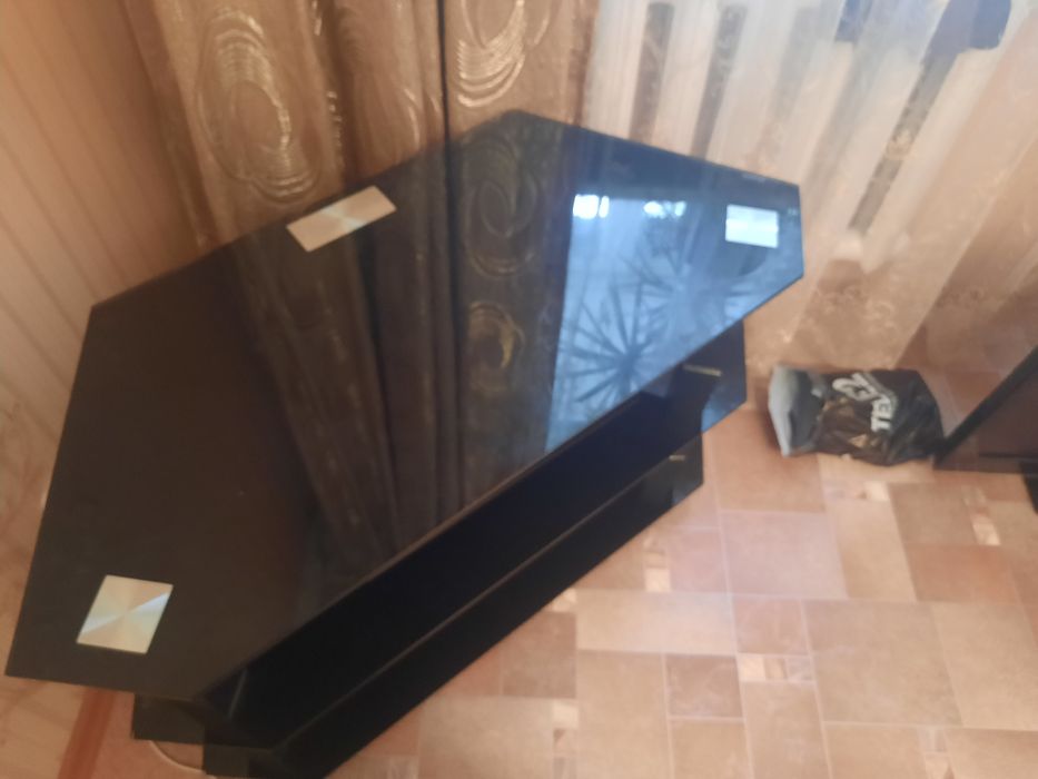 Тумбочка для телевизора