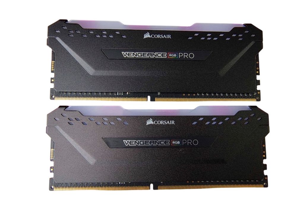 corsair vengeance rgb pro 16gb second hand si noi de vanzare