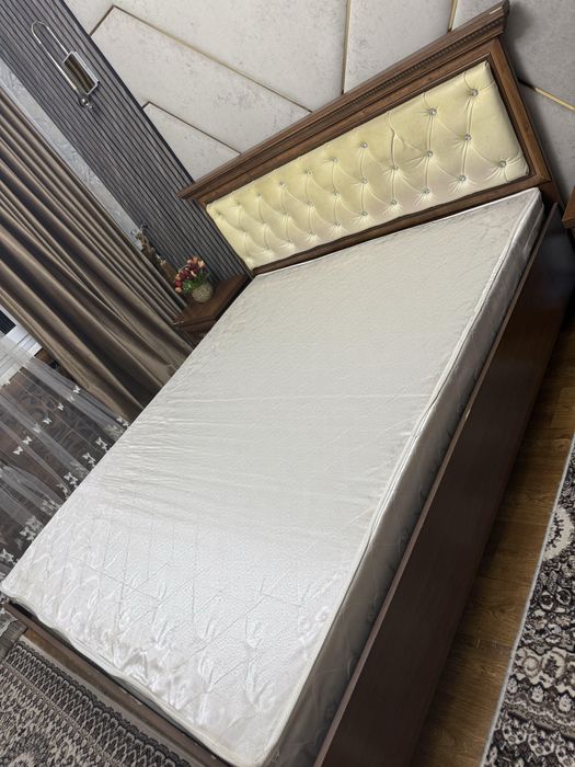 Продам Кровать двухспалка.