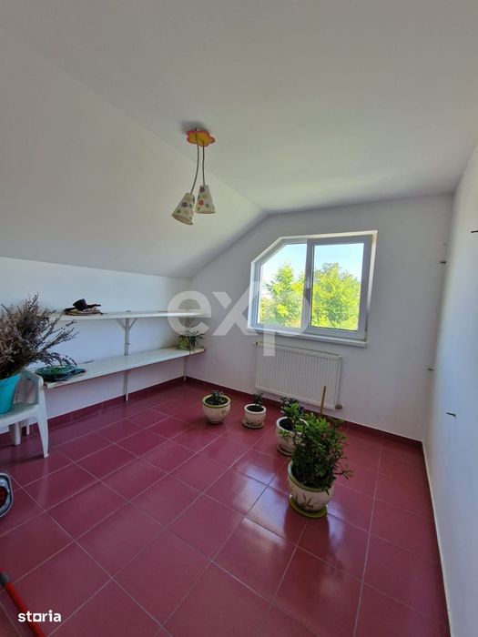 Casa de vanzare  225 mp ,Marginenii de Sus , DB