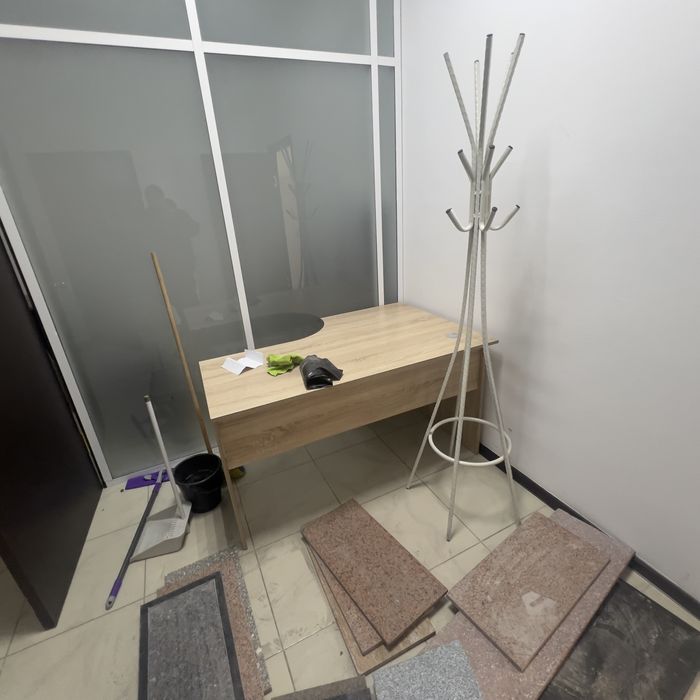 Продам офисный мебель