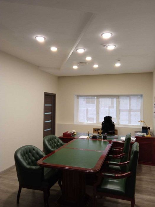 Электрик опытный