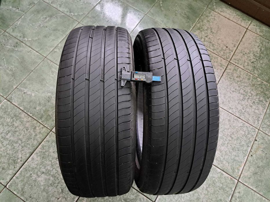2 anvelope 235/50 R19 Michelin