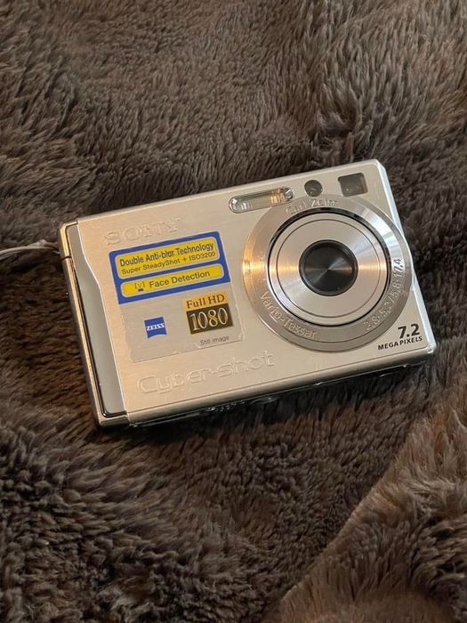 Цифровой фотоаппарат Sony Cybershot DSC W-80
