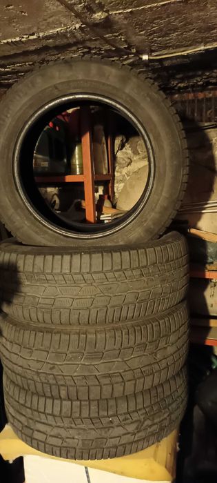 Зимни гуми комплект