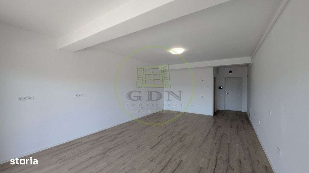 Vedere spre munti si parcare la DaVinci Homes - Apartament 1 camera de