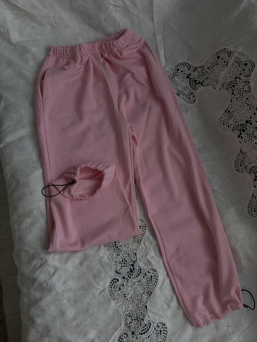 Спортивные костюмы