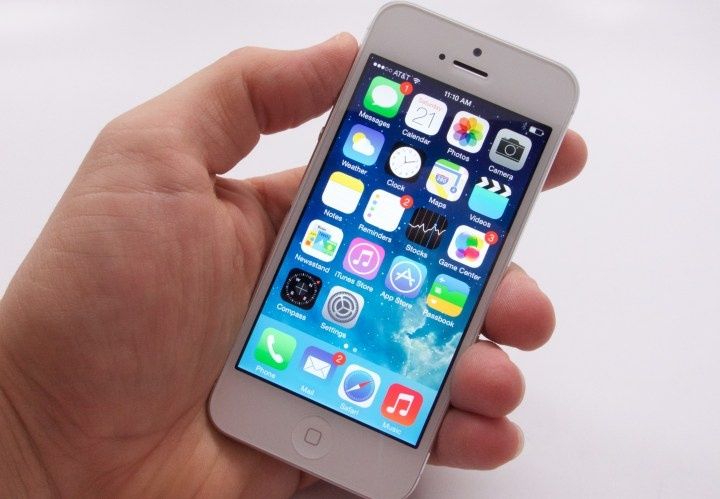 Vând IPhone se 5G