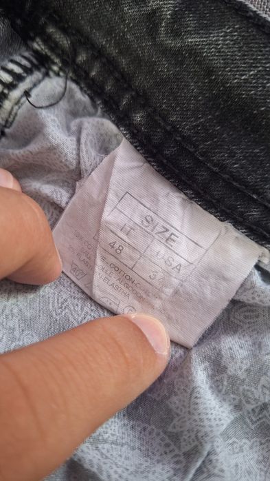 Blugi Leeyo Jeans NOI