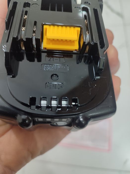 Аккумулятор 18 в