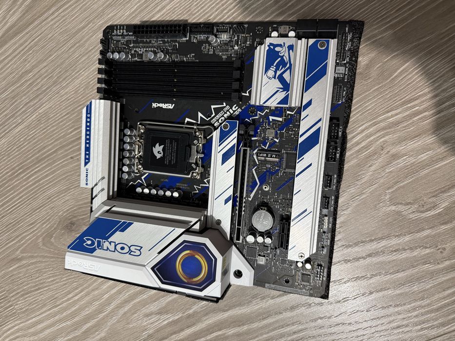 Placi de baza defecte (Z790, B760)