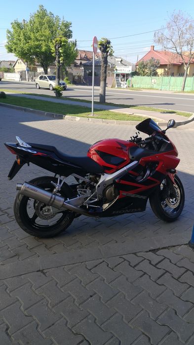 Honda CBR F4i  an 2006  23.000 km