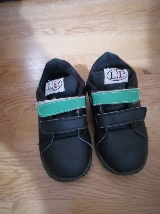 Обувки /сандали /маратонки