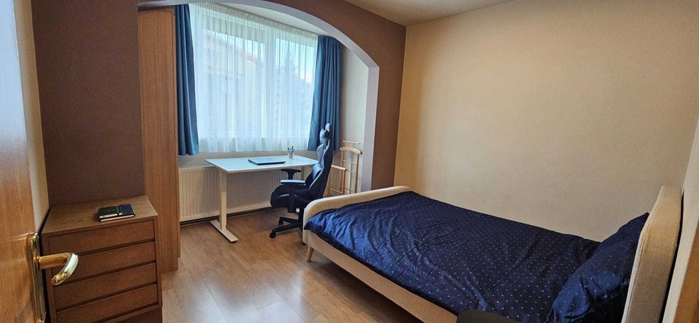 Inchiriez apartament spatios 4 camere, 2 bai, loc de parcare in Marasti 84.1 mp