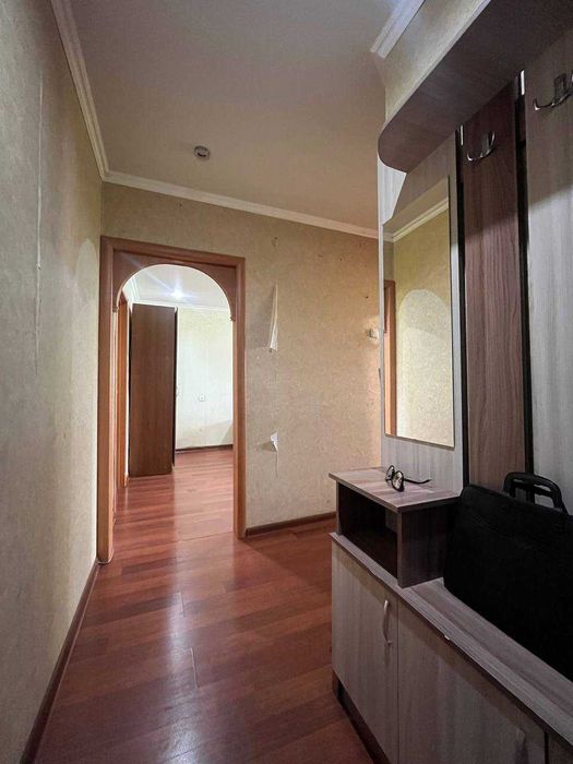 Продаётся 2х, в хорошем районе, 6 мкр, Панельный дом